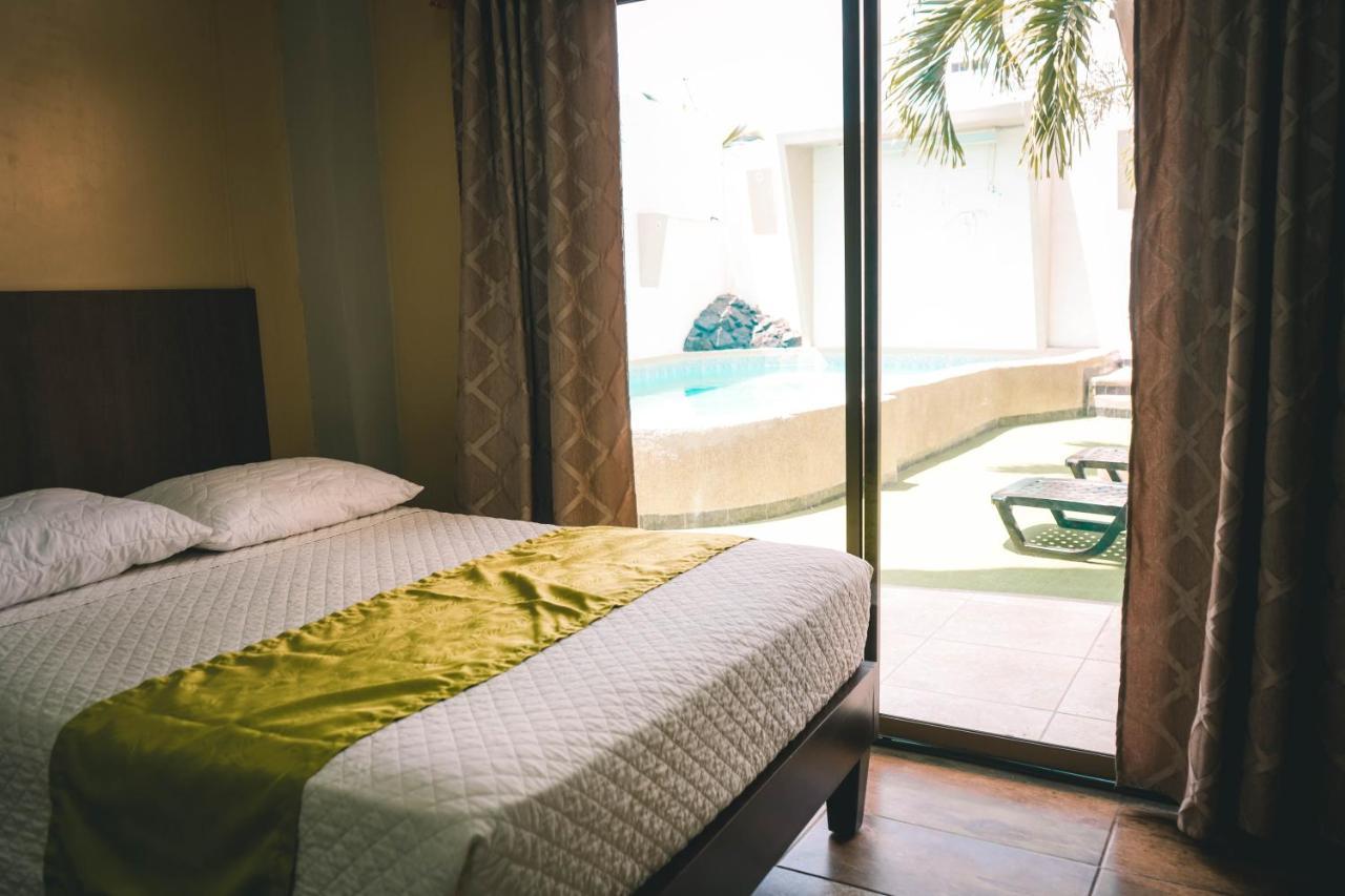 Hotel Manta Beach Madrigal Luaran gambar