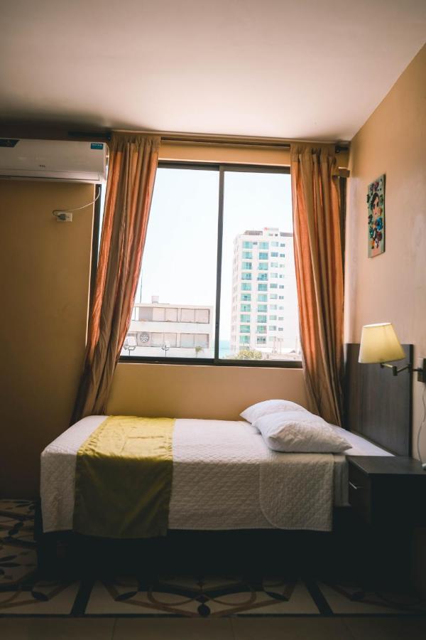 Hotel Manta Beach Madrigal Luaran gambar