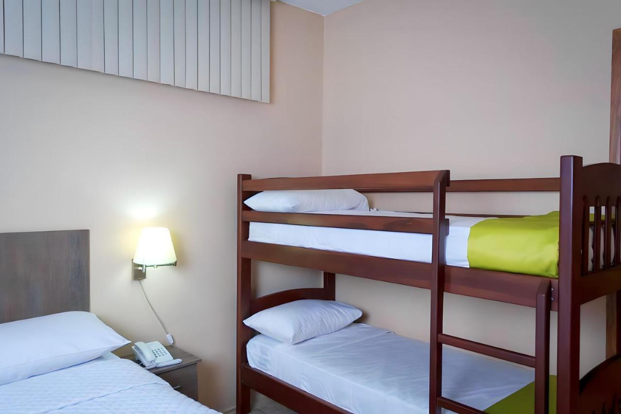 Hotel Manta Beach Madrigal Luaran gambar