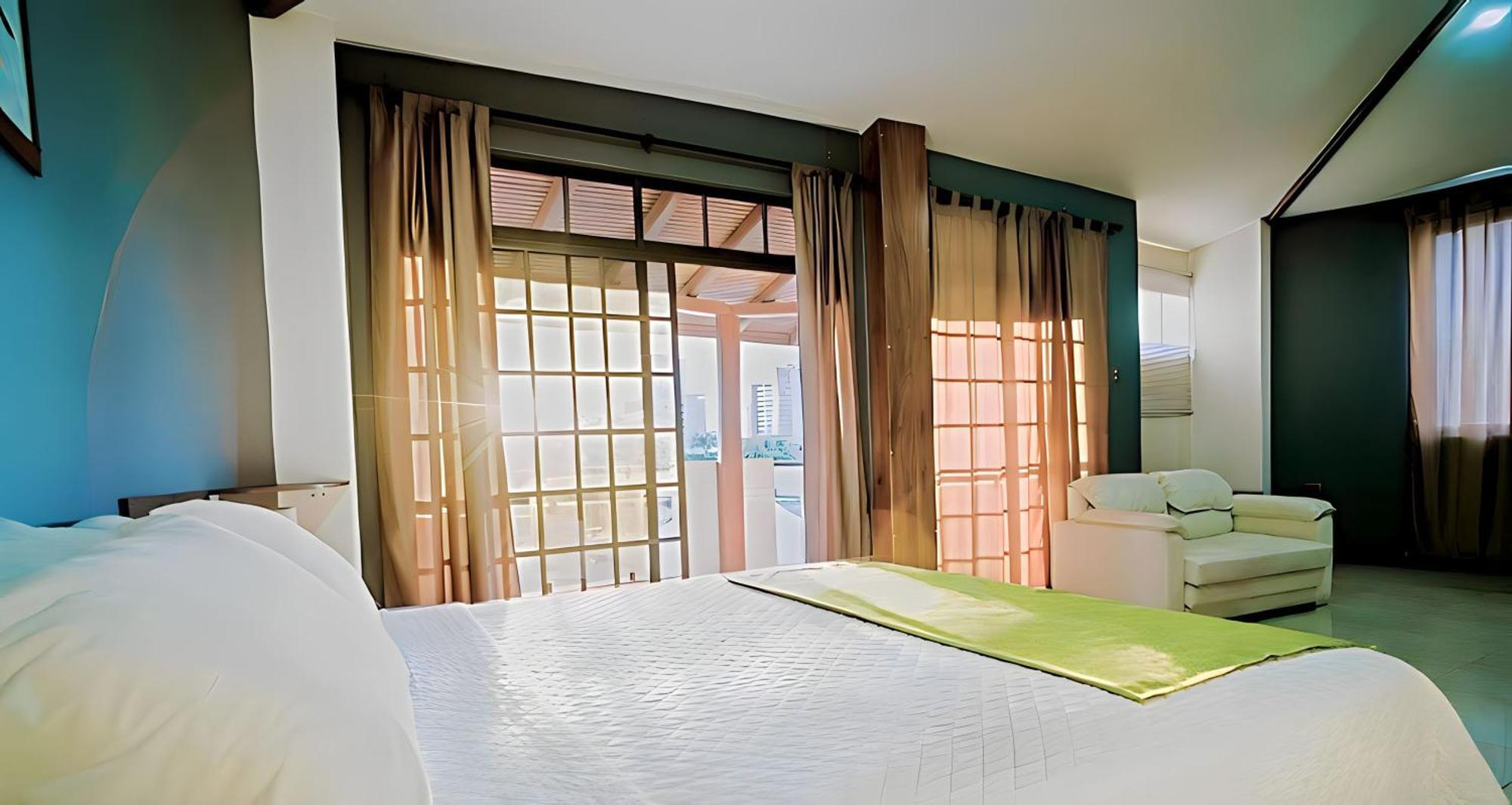 Hotel Manta Beach Madrigal Luaran gambar